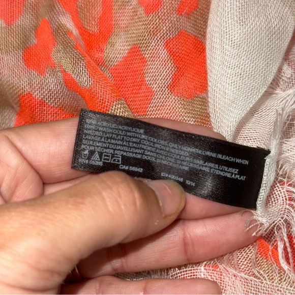 Express Coral Orange Beige Leopard Print Scarf Beautiful Spring Summer Fall - Picture 13 of 14